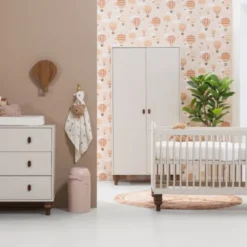 Europe Baby Olivia II Oatmeal / Walnoot - Bold | Ledikant 60 x 120 + Commode