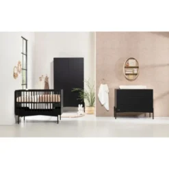 Kidsmill Boutique Babykamer Zwart Mat | Bed 60 x 120 cm + Commode