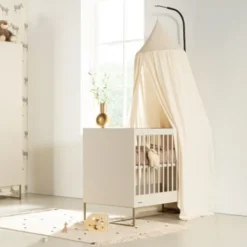Kidsmill Intense II Babykamer Oatmeal / Patinated Brass | Ledikant 60 x 120 cm + Commode