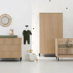 Kidsmill Levi Babykamer Incl. Ronde Potenset Eiken | Ledikant 60 x 120 cm + Commode