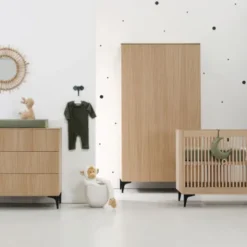 Kidsmill Levi Babykamer Incl. Rechte Potenset Naturel Eiken | Ledikant 60 x 120 cm + Commode