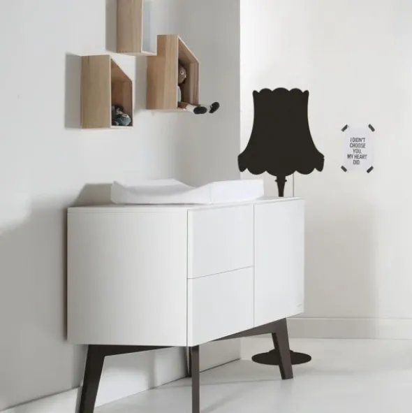 Kidsmill Sixties Babykamer Wit Mat / Walnoot | Bed 60 x 120 cm + Commode