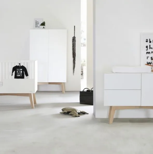 Kidsmill Sixties Babykamer Wit Mat / Naturel | Bed 60 x 120 cm + Commode + Kast 2-Deurs