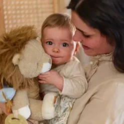 Little Dutch Safari Friends Activiteitenknuffel Leeuw