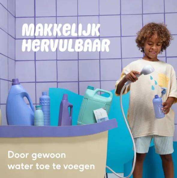 Naïf Pump Bottle + Shampoo Navulpoeder
