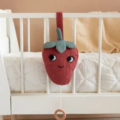 Roommate Strawberry Muziekmobiel